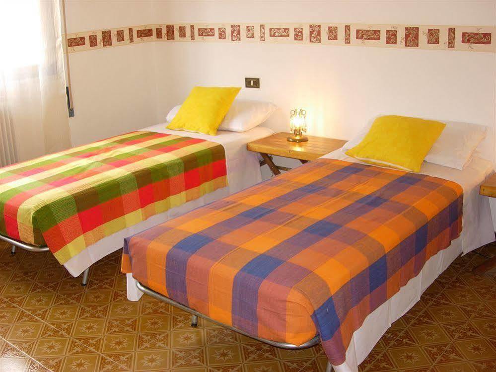Big Brother Bed & Rooms Treviso Zewnętrze zdjęcie